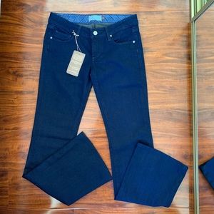 NWT PAIGE Jeans Laurel Canyon Lowrise Bootcut